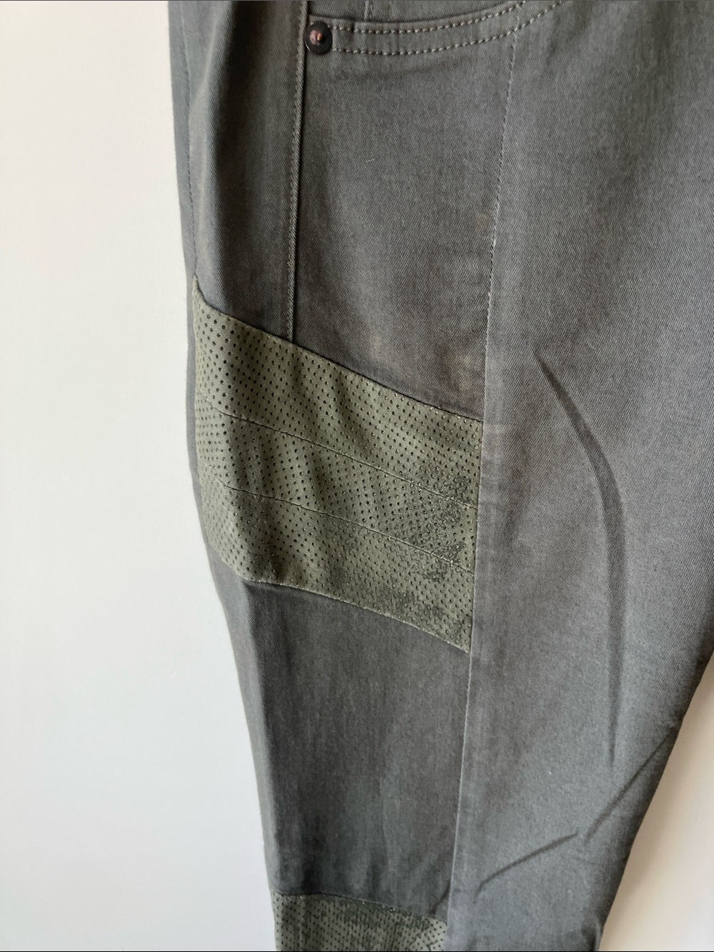 RAG & BONE Women’s Store Exclusive Army Green Halifax Skinny Pants Size 30 NWOT - Picture 3 of 10